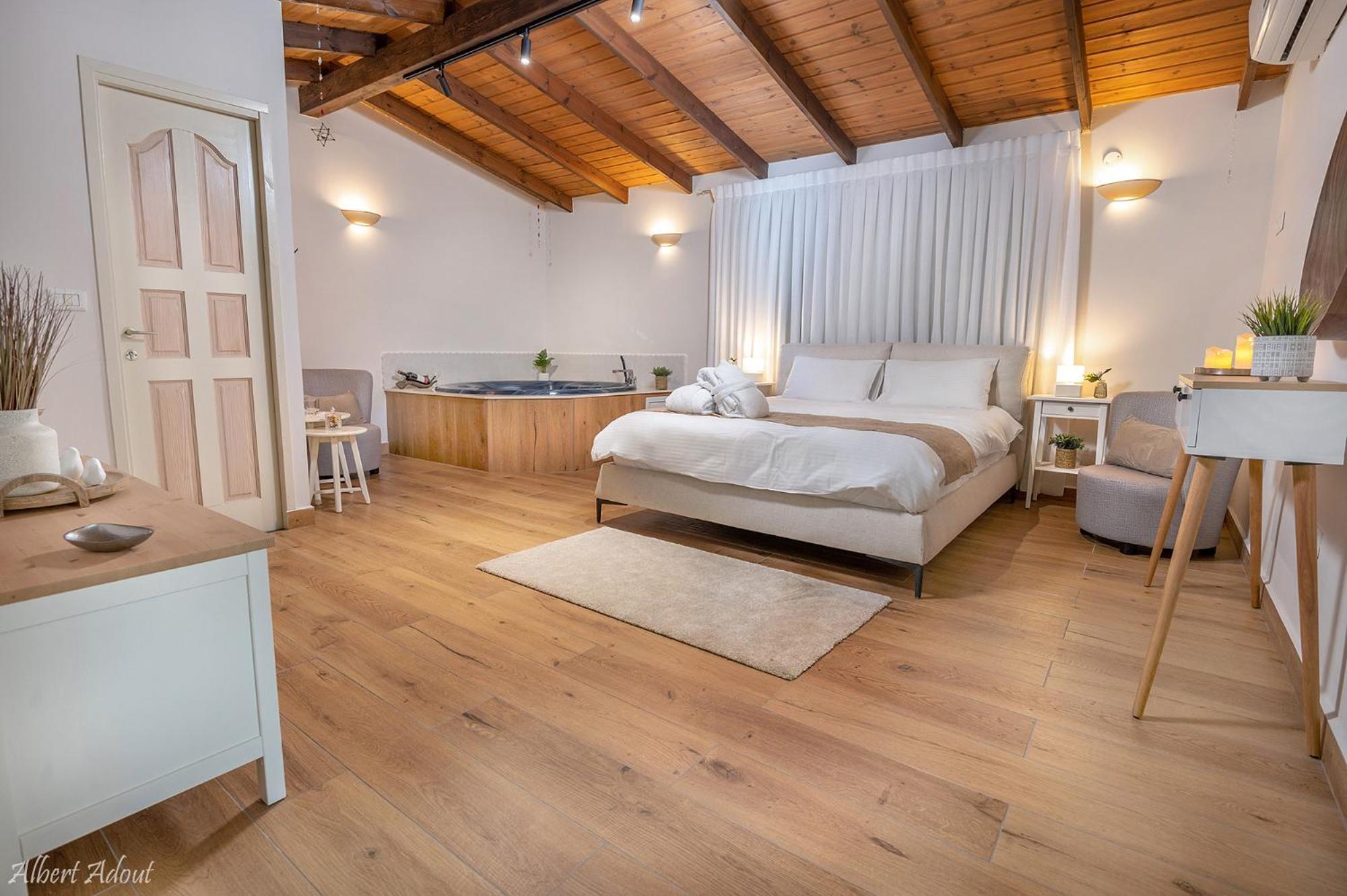 Talia Cabin Guest & Spa 罗什平纳 外观 照片